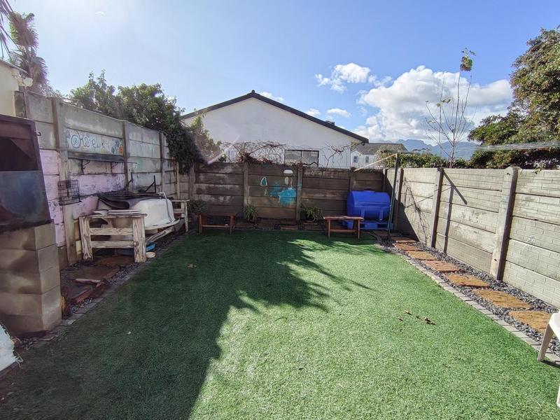 3 Bedroom Property for Sale in Somerset West Western Cape